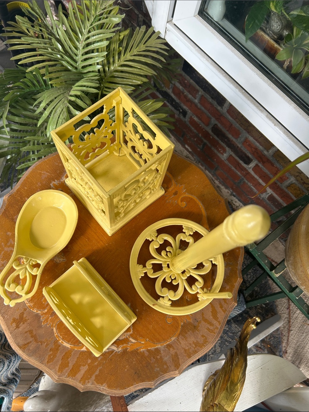 Yellow Cast Iron Kitchen Set - Picture 16 of 16